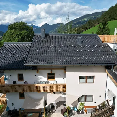 Hotel apartamentowy Restaurant Almdiele Hart im Zillertal