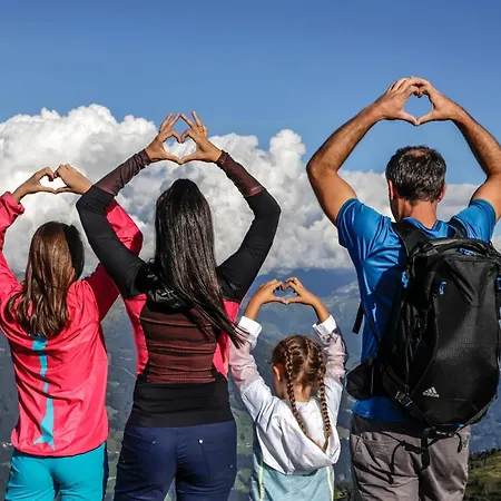 Lejlighedshotel Restaurant Almdiele