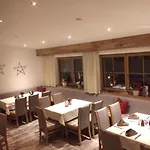 Restaurant Almdiele Apart-hotel 4*
