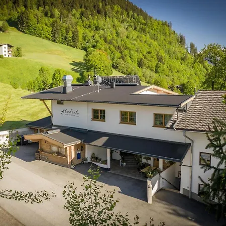 Restaurant Almdiele Апарт-отель