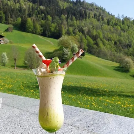 Restaurant Almdiele Апарт-отель 4*